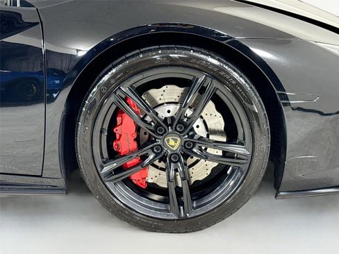Used 2021 Lamborghini Huracan EVO image 37