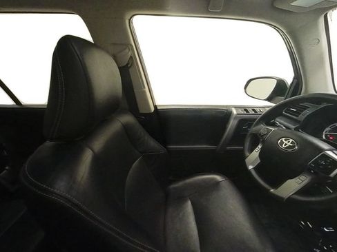 Certified 2022 Toyota 4Runner Limited AWD/4WD image 33