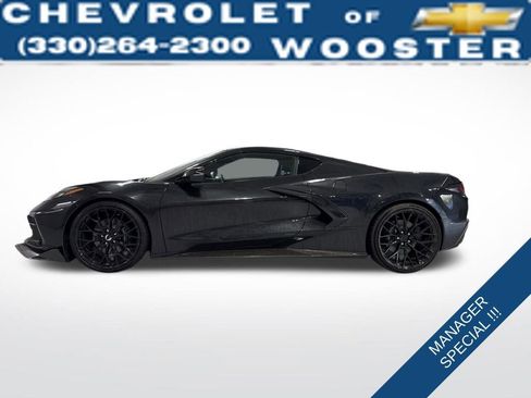 Used 2024 Chevrolet Corvette Stingray Preferred Cpe w/ 2LT image 3