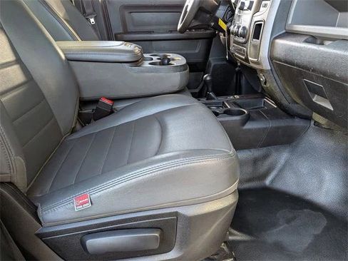 Certified 2017 RAM 2500 Tradesman w/ Chrome Appearance Group image 38