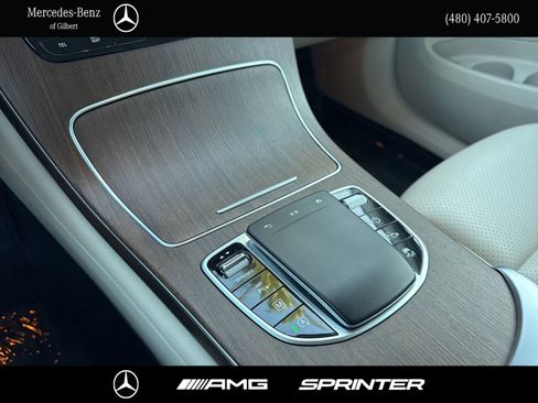 Used 2021 Mercedes-Benz GLC 300 image 23