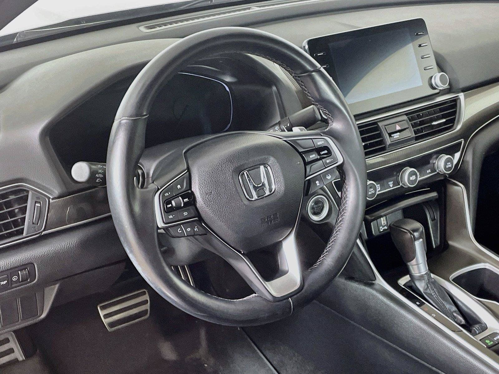 Used 2018 Honda Accord Sport image 17
