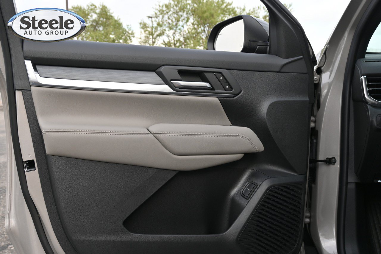 New 2027 GMC Terrain Elevation w/ Elevation Premium Package AWD/4WD image 19