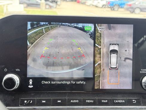 Used 2023 Mitsubishi Outlander SEL image 10