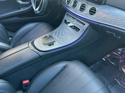 Used 2022 Mercedes-Benz E 350 Sedan image 33