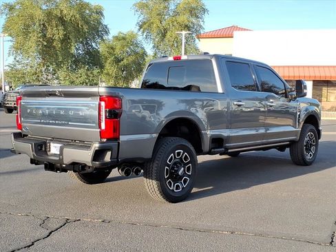 Used 2024 Ford F250 Platinum image 5