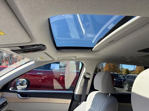 Used 2024 Hyundai Palisade Limited image 13