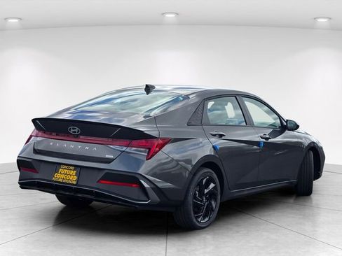 New 2026 Hyundai Elantra Sport FWD image 6