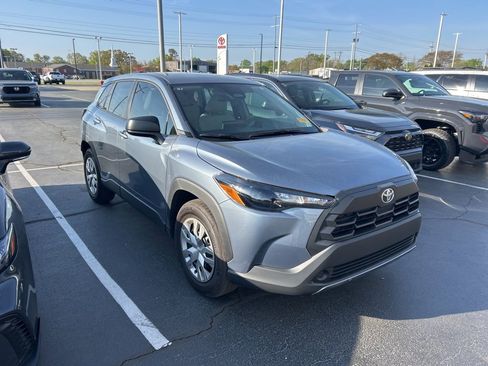 Used 2026 Toyota Corolla Cross L image 1