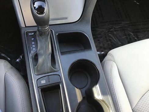 Used 2016 Hyundai Sonata SE image 32