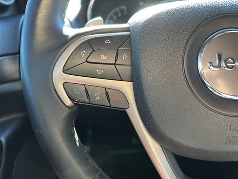 Used 2017 Jeep Grand Cherokee Laredo w/ Quick Order Package 23E image 18