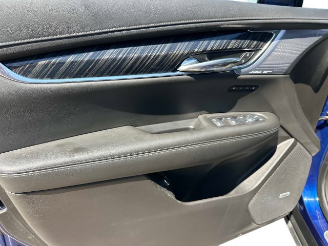 Certified 2023 Cadillac XT6 Premium Luxury w/ Technology Package AWD/4WD image 19