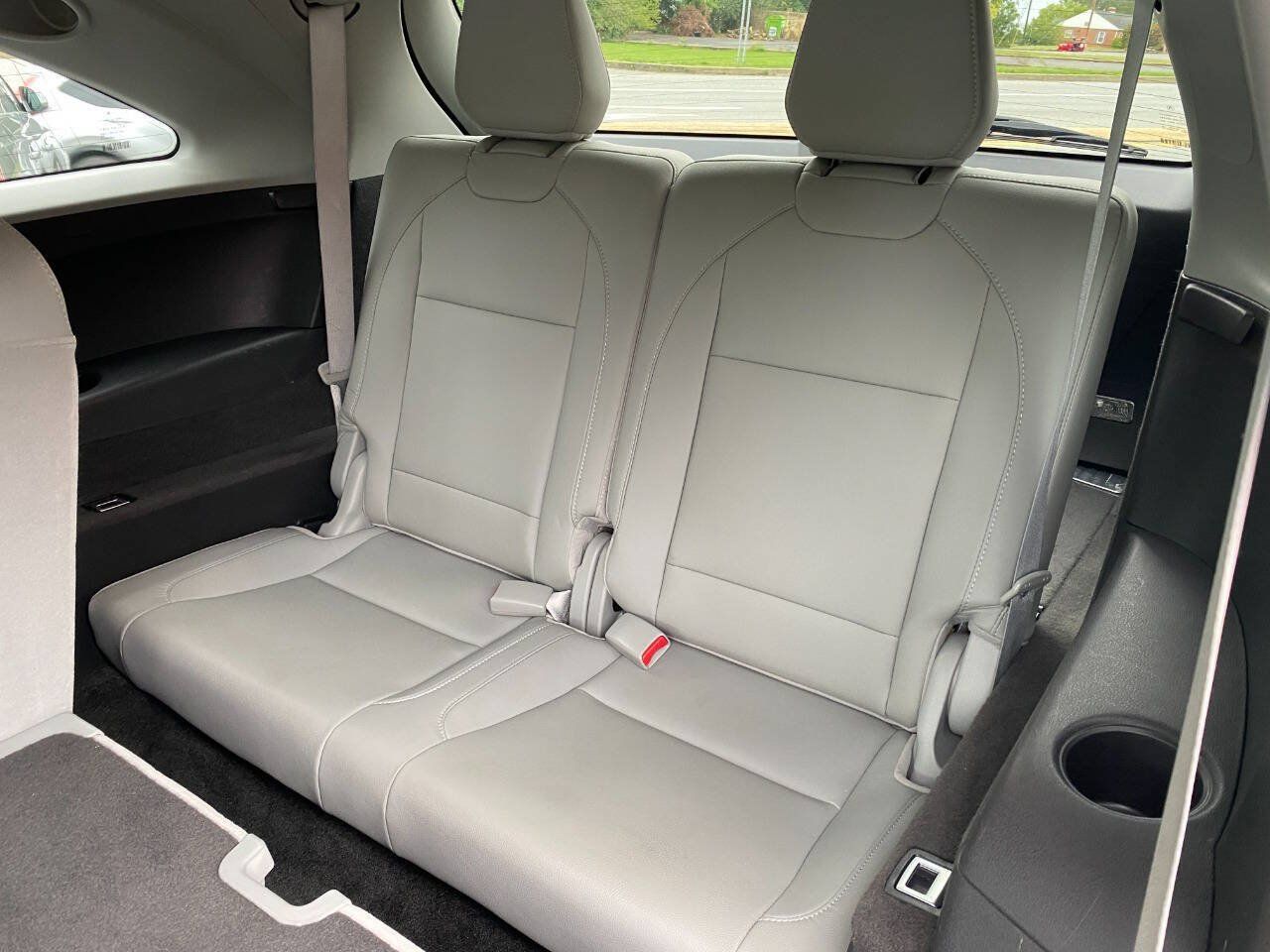 Used 2015 Acura MDX w/ Technology Package AWD/4WD image 27