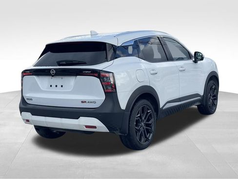 Certified 2025 Nissan Kicks SR image 4