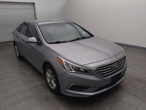 Used 2017 Hyundai Sonata SE FWD image 13