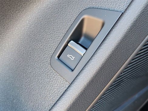 New 2025 Audi Q7 3.0T Premium Plus image 16