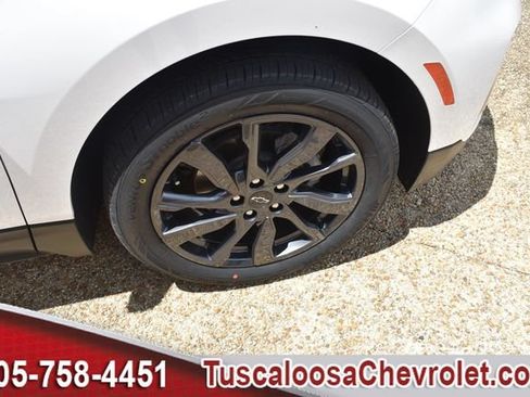 Used 2024 Chevrolet Equinox RS FWD image 13
