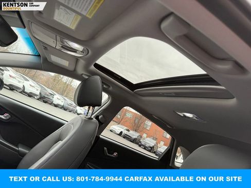 Used 2022 Hyundai Kona Limited image 31