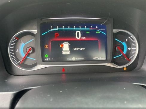 Used 2022 Honda Pilot TrailSport image 5