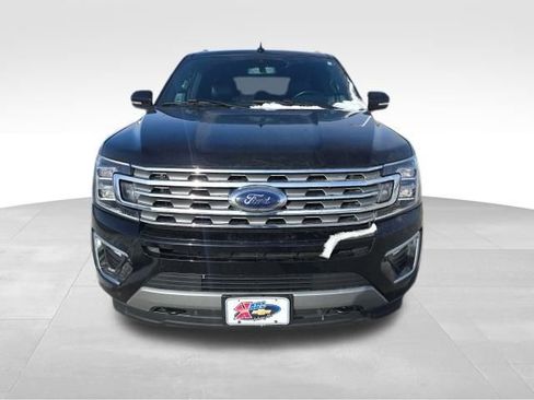 Used 2021 Ford Expedition Limited image 3