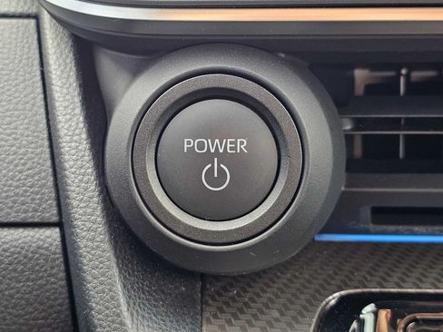 Certified 2026 Toyota Prius XLE FWD image 30