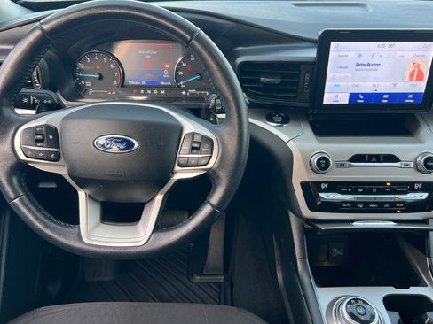 Used 2020 Ford Explorer XLT w/ Class III Trailer Tow Package image 11