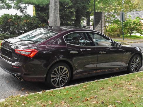 Used 2019 Maserati Ghibli image 8