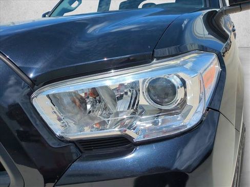 Certified 2019 Toyota Tacoma SR w/ SR Convenience Package RWD image 9