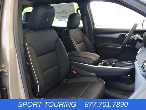 New 2026 Buick Enclave Sport Touring w/ Power Package FWD image 21