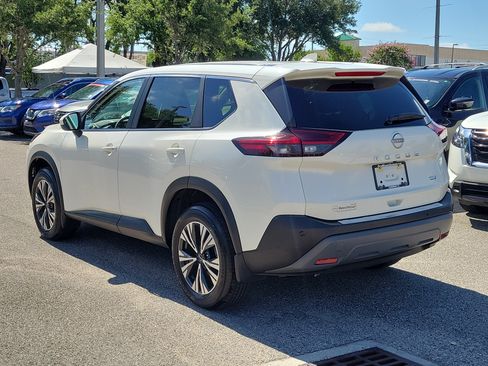 Certified 2023 Nissan Rogue SV FWD image 7