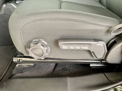 Used 2021 Jeep Gladiator Sport image 41