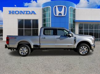 Used 2024 Ford F350 Lariat w/ Lariat Ultimate Package video 2