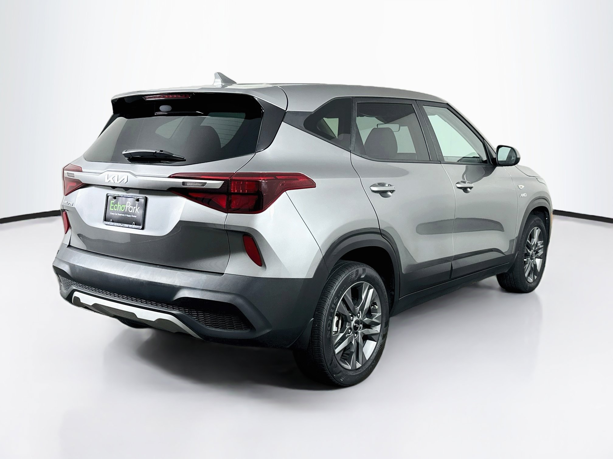 Used 2023 Kia Seltos LX AWD/4WD image 9
