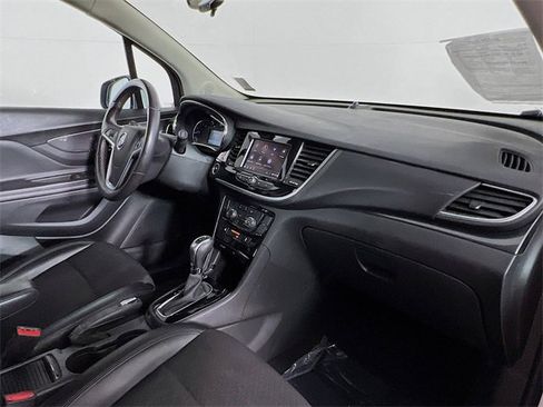 Used 2022 Buick Encore Preferred w/ Safety Package image 36