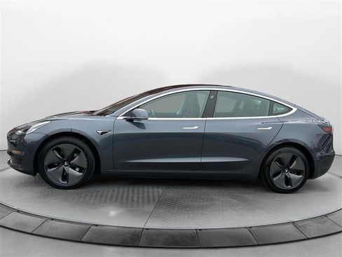 Used 2019 Tesla Model 3 Long Range image 2