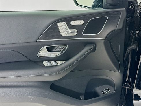 Certified 2025 Mercedes-Benz GLE 350 4MATIC image 19