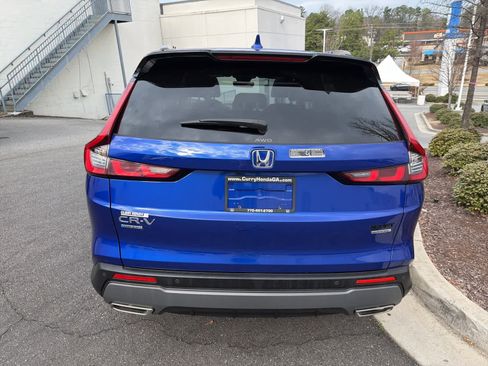 Used 2025 Honda CR-V Sport Touring image 9