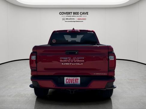 New 2026 GMC Canyon Denali image 8