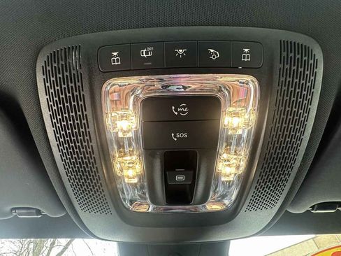 Used 2023 Mercedes-Benz CLA 250 4MATIC image 22