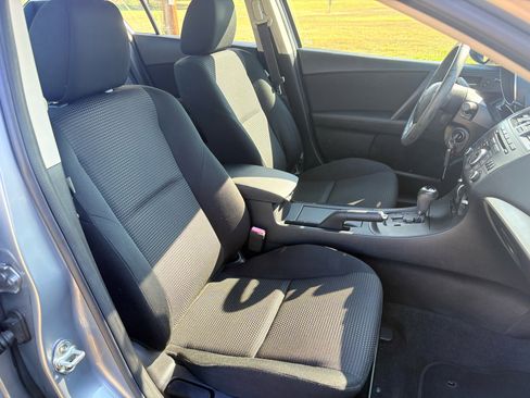 Used 2012 MAZDA MAZDA3 i Touring image 31