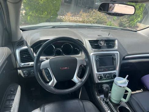 Used 2015 GMC Acadia SLT FWD image 12