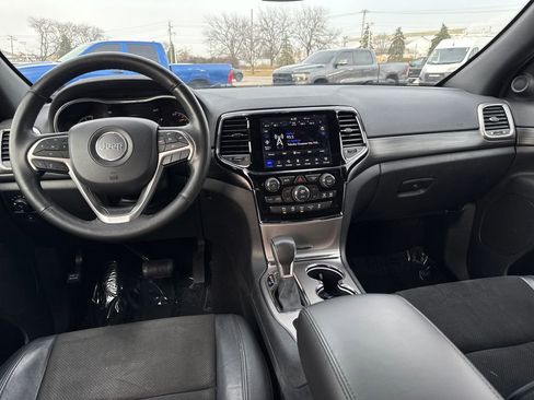 Certified 2020 Jeep Grand Cherokee Altitude image 15