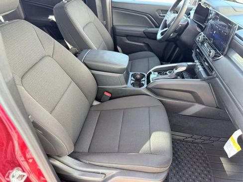 Certified 2025 Chevrolet Colorado LT w/ Advanced Trailering Package image 40