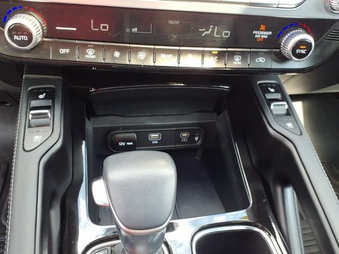 Used 2024 Kia Telluride SX X-Line AWD/4WD image 24