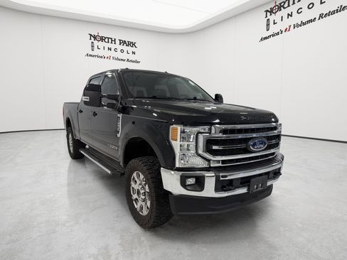 Used 2021 Ford F250 Lariat w/ FX4 Off-Road Package AWD/4WD image 8
