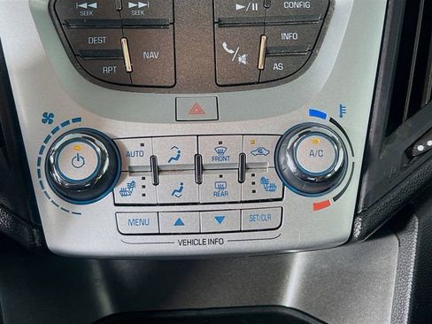 Used 2017 Chevrolet Equinox LT w/ Convenience Package image 22