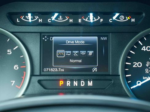Used 2019 Ford F150 XLT w/ Equipment Group 302A Luxury AWD/4WD image 38