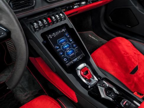 Used 2020 Lamborghini Huracan EVO AWD/4WD image 21