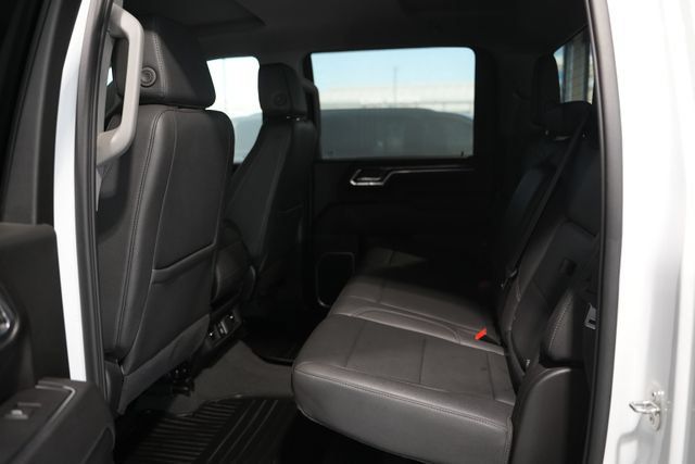 Used 2024 Chevrolet Silverado 2500 LTZ AWD/4WD image 16