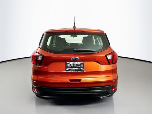 Used 2019 Ford Escape S image 6